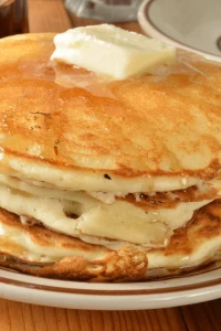 Cracker Barrel CEO Survives Ouster Attempt: What Happened & What It Means for Stock